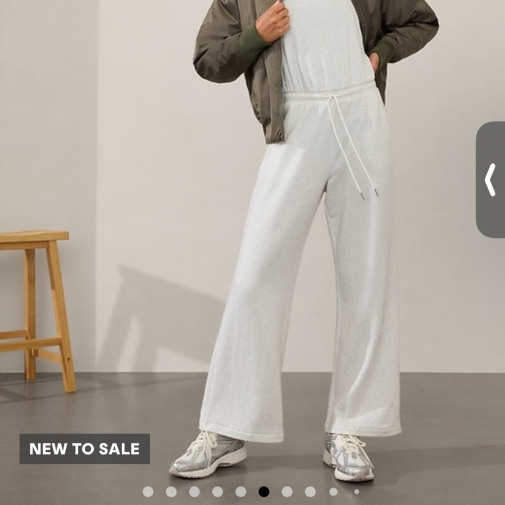 NWT Coaster Luxe Jumpsuit Medium Petite Women's White Wide-Leg Pants